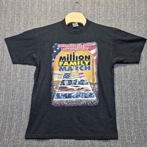 Vintage Y2K 2000 Million‎ Family March T-Shirt Mens Large Black WCW Tag History